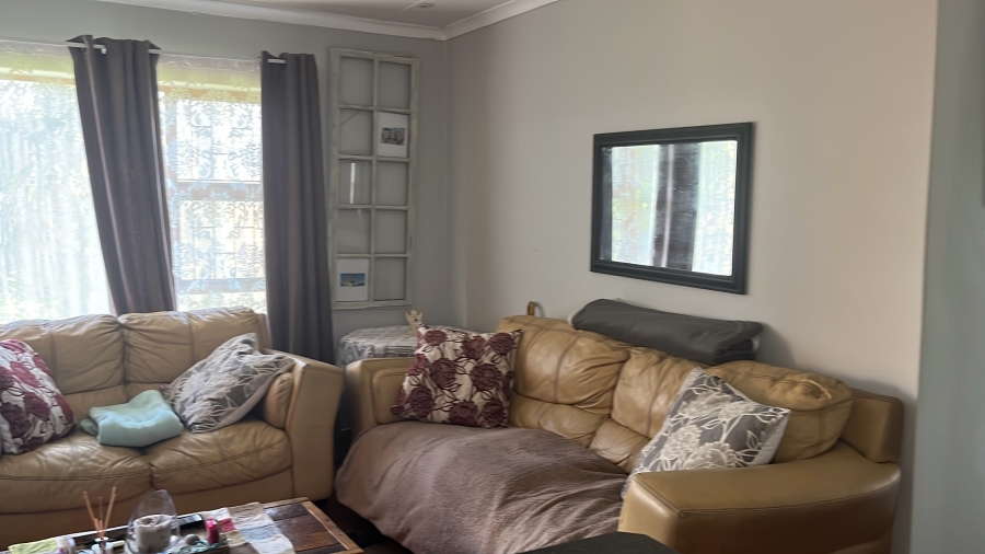 3 Bedroom Property for Sale in Heiderand Western Cape